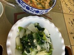 -琥珀老六龙虾(四里河店)