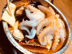 -鑫釜山海鲜烧烤(鑫丰国际店)