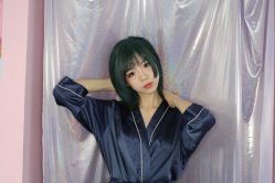 -变画·发型STUDIO