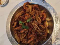 -鸡遇虾煲干锅火锅(小寨金莎店)