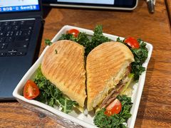 -六月花园咖啡馆(中关村东路店)