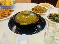 -渝君重庆火锅(嘉宾路店)