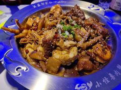 -徐记小怪兽肉蟹煲店(哈西万达金街店)