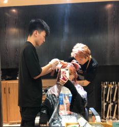 -苑苑发型设计