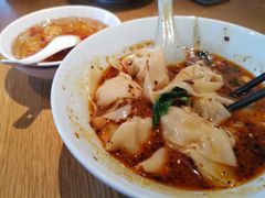 星光麻辣抄手-村外有星光小食铺(长嘉汇店)