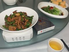 -湖锦酒楼·32年地道湖北菜(光谷店)