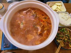 -猫爷的腔调·黔小馆(交大医学住宅区店)