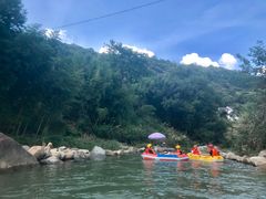 景点-虎啸峡漂流