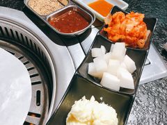 -烤路里·韩国品质自助烤肉(石路天虹4号店)