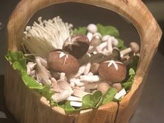 -捞王锅物料理(上海世茂广场店)