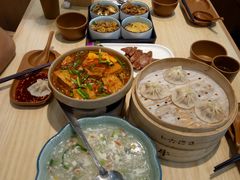 -小六汤包·老字号·中华名小吃(兴庆路店)
