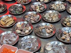 -杨老板·海鲜集市火锅·鲜切牛肉(中防万宝店)