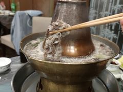 热气腾腾的火锅-鑫龙火锅城(青岛分店)
