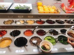 自助调料区-海底捞火锅(杭州萧山宝龙广场店)