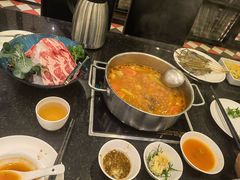 -一哥澳门豆捞 · 十七年经典澳门火锅(四季天地店)