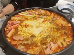-博姆炸鸡精品餐厅(常发广场店)