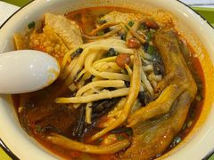 -丽丽三鲜螺蛳粉(田林路店)
