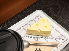 -M Stand(深圳南山欢乐颂店)