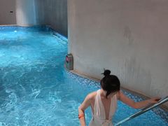 -涨巢·潮玩水疗局