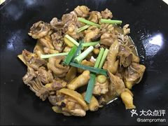 特色焖鸡-李家厨房餐厅(仁和路店)