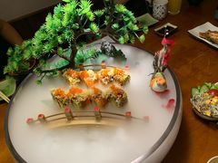 艳丽卷寿司-鳗鱼家·深夜食堂(军博店)