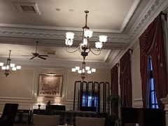 -Salon de Ville浦江汇(上海外滩华尔道夫酒店店)