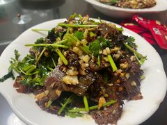 -六弟特色小馆(人民新村店)