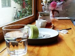 靠窗位-曦Xi Coffee