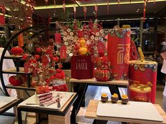 -大中华希尔顿酒店-念自助餐·嗨啤·小龙虾