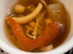 泉水竹笙菌菇汤-宁波状元楼酒店(和义路店)