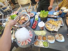 -叽叽扎扎烤肉场(生态城万达店)