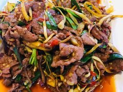 -湖泉水云间餐厅·弥勒地道菜(B座店)