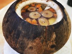 原只椰子炖竹丝鸡-信行丰炖品皇店(光孝路店)