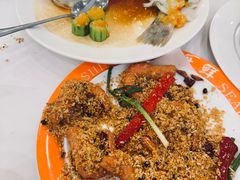 -粤盛海鲜平价店(洛溪食街店)