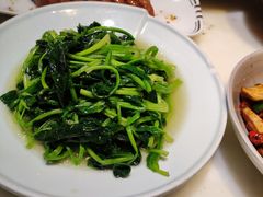 -大城小院饭店(博隆广场虹桥店)
