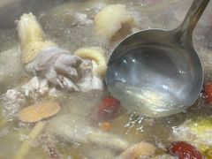 -威邵鸡煲(西华路总店)