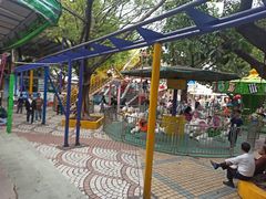 -顺德大良半月城游乐场