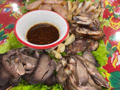 -闯关东东北农家菜(崂山石老人店)