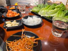 -肉甲韩国木炭烤肉(新壹街1店)