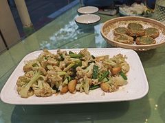 -桃子餐厅·天津菜(王顶堤总店)