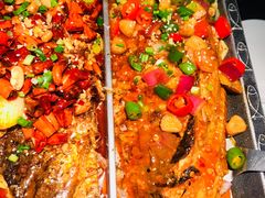 -鸣记脆皮烤鱼·海鲜烤鱼(三八广场店)