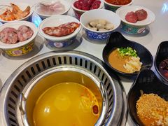 -汤鲜生自助臻选盖碗火锅(福城天虹店)