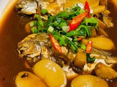 鲳鱼烧年糕-老头儿油爆虾·知味杭州(爱琴海购物中心)