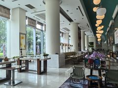 -上海浦东假日酒店