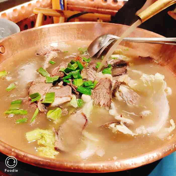 滇老灶马帮铜瓢牛肉(武汉后湖陌陌屋店)-"和小伙伴在永旺逛完,不知道