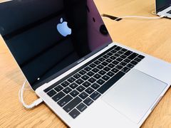 -Apple零售店(新街口店)