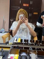 -莎丽轩护肤造型