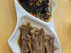 -鹏城人家海鲜酒家·23年老字号(较场尾店)
