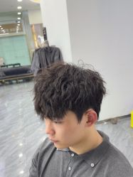 -藤野造型烫染·漂发