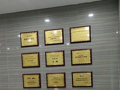 -上海仁爱医院口腔科 · 种植